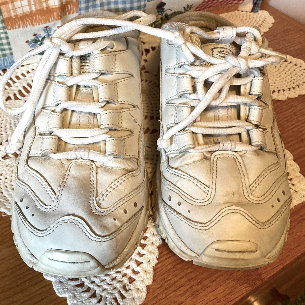 Sketchers, Special 🌟Slip-On’s🌟 White, Size 7.5